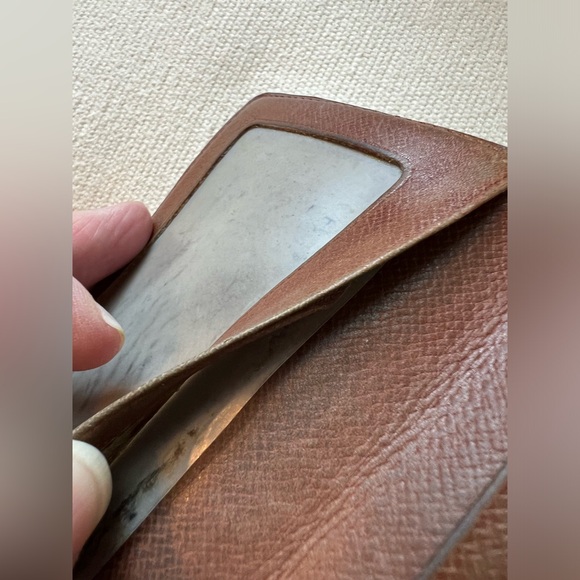 Louis Vuitton ID holder/wallet - Picture 12 of 16